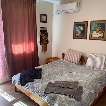 Apartment Nido Cozy 3br Kapana Center