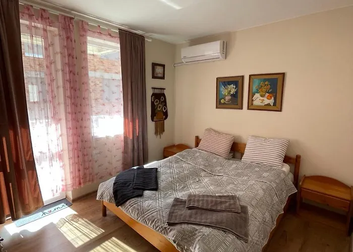 Nido Cozy 3br Kapana Center Plowdiw